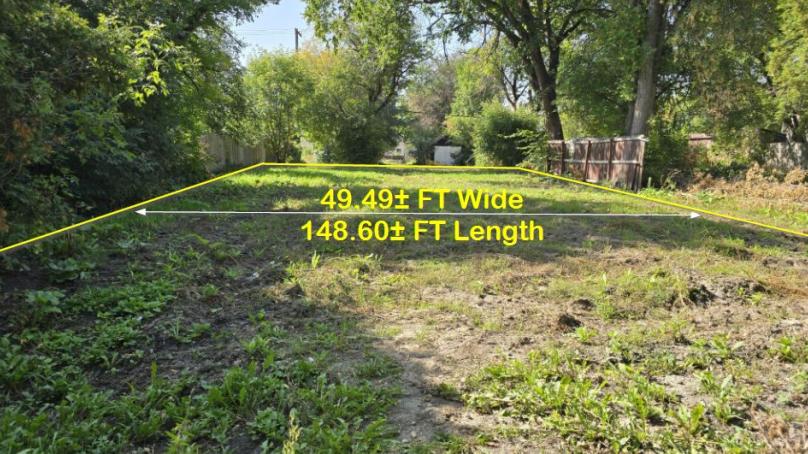 Property for sale - 450 Stella Ave.