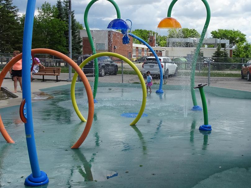Sprinklers at West Kildonan Spray Pad