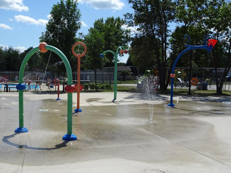 Sprinklers at Westdale Spray Pad