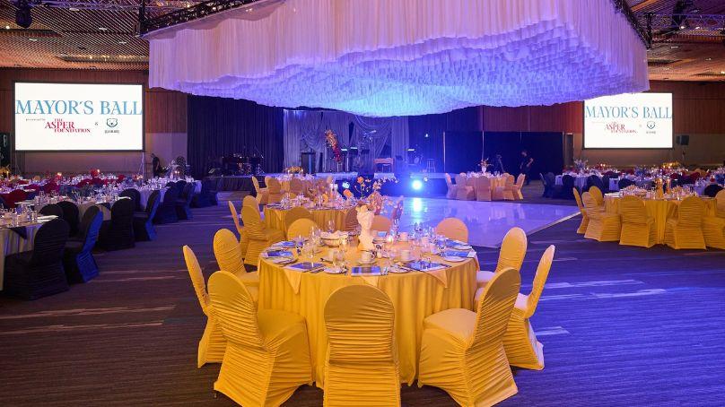 The Mayor’s Ball raised funds for the Royal Winnipeg Ballet, Manitoba Opera, Royal Manitoba Theatre Centre, and Winnipeg Symphony Orchestra