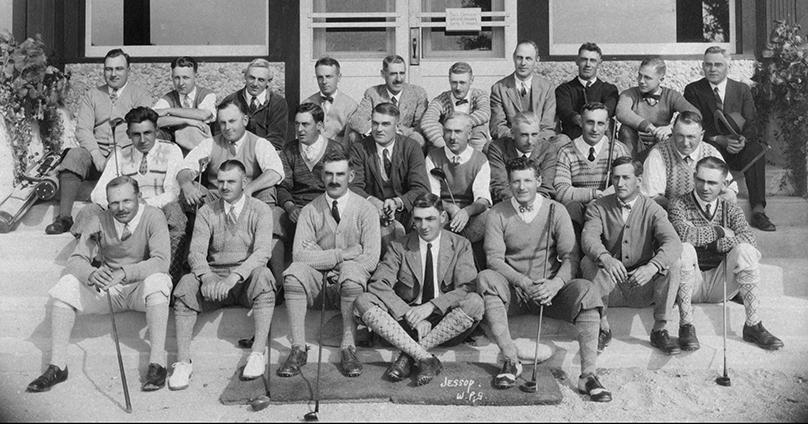 Professionals vs. Amateurs teams posing for a group shot at the Windsor Park Golf Course in 1925. Photo by Cyril Jessop